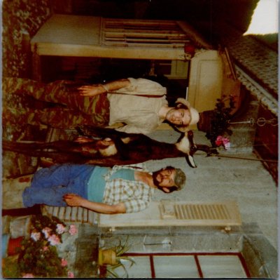 Retour de chasse au chamois d’André MOCCAND et Claude MOCCAND JACQUET 