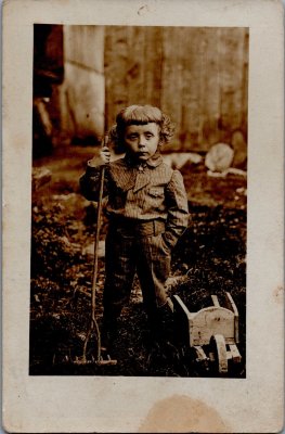 Photo d'un petit garçon