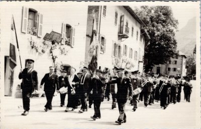 Défilé de la fanfare de Sixt