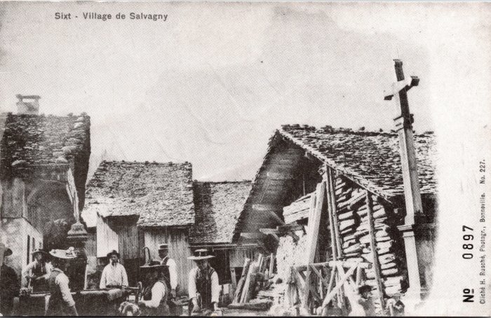 Photo dans le village de Salvagny