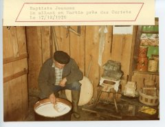 Baptiste JOENNOZ transformant la tomme