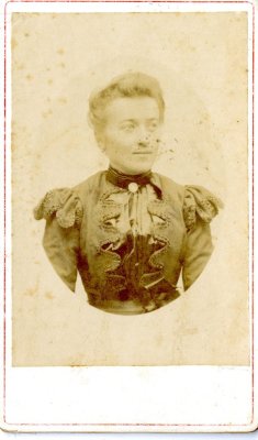 Portrait de Marie DEFFAYET 