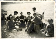 Sortie de Sacristain au lac avec les enfants de chœur - 1956